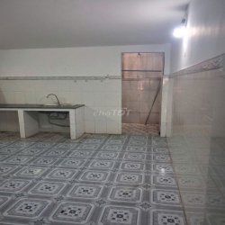 NHÀ CHO THUÊ LÊ TRỌNG TẤN-HẺM XE TẢI 532/1 DT 4X18M, DTSD 100, 9 TRIỆU