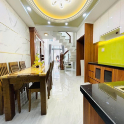 Cho thuê nhà MT 12A Đồng Nai, Phường 2, Q. Tân Bình