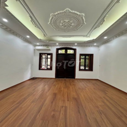 Nhà ngõ 60 phố Vũ Phạm Hàm - Diện tích 120m x 5 tầng, mặt tiền 5m