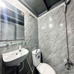 DUPLEX MỚI XÂY FULL NỘI THẤT NGAY GTVT, HUTECH