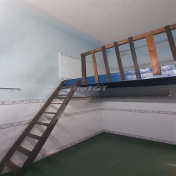 Phòng trọ khu vực an ninh, phòng sạch mới, sử dụng nước máy.