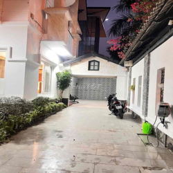 🌳🌳💯Biệt Thự Góc Sân Vườn MTNB đường 14m khu Ao Sen 12x20m 3 Tầng 4PN