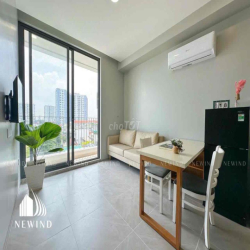 Căn Hộ Thoáng Mát Full Nội Thất ngay Trung Tâm Quận 10