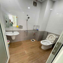 Nhà lầu + sân thượng góc 2 mặt tiền KDC Hưng Phú 1