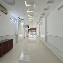 CHO THUÊ NHÀ Ở KINH DOANH 3 TẦNG NGÃ TƯ CẦU DỨA PHÚ NÔNG