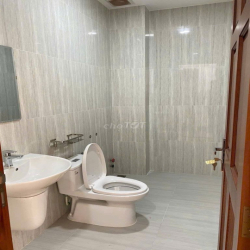 Cho thuê nhà MT 145B Nguyễn Đình Chính, Phường 11, Quận Phú Nhuận