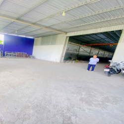 Cho thuê Kho 600 m2 KDC Ngân Thuận có điện 3 pha