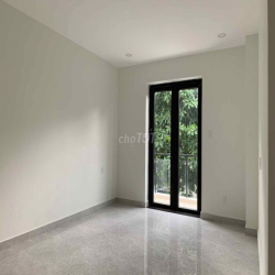 Cho thuê nhà 3 lầu gần khu vực GlobalCity, Đỗ Xuân Hợp, cầu Năm Lý