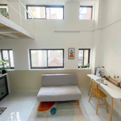 Duplex Gác Gần Trường UEF Hutech và Sát Quận 1