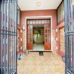 Cho Thuê Nhà Tân Quy Đông 3 Lầu 4PN
