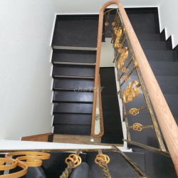 Cho thuê nhà nguyên căn 2 MT HXH 28/3B Trường Sơn thông ra Cửu Long