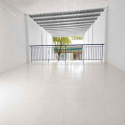 NHÀ MẶT TIỀN TRẦN QUANG CƠ MỚI SƠN SỬA 6.5M X 20M CÓ GÁC LỬNG