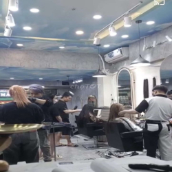 SANG NHƯỢNG SALON ĐANG HOẠT ĐỘNG TỐT