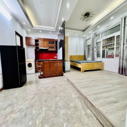 Chính chủ cho thuê căn studio full đồ như hình, có thang máy