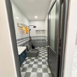 Nhà hẻm 7m Hương Lộ 2 - 4.5mx14m 1 lửng 3 lầu 4PN 5WC