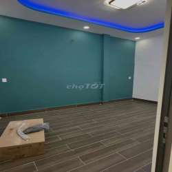 BÁN GẤP CĂN NHÀ CẤP 4 ĐÃ HOÀN CÔNG HƠN 100m2