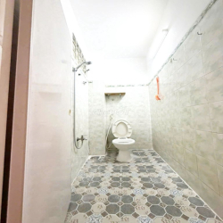 🍀 Nhà đẹp, 3.2x15 - 2 tầng, 3 Phòng ngủ 2wc Hẻm Xe Hơi giá 15tr