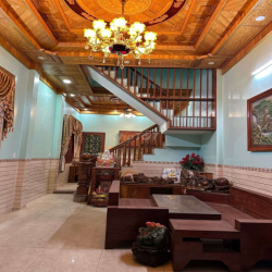 nhà lầu gần chợ dĩ an 2 giá 10 triệu