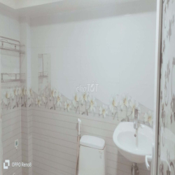 cho thuê căn hộ trung tâm 90m2 2 phòng ngủ, 2 toilet