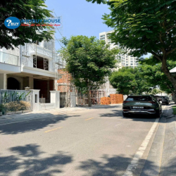 CHO THUÊ NHÀ PHỐ QUẬN 2 - SAIGON MYSTERY VILLAS - 5x20M - 1 HẦM 4 LẦU