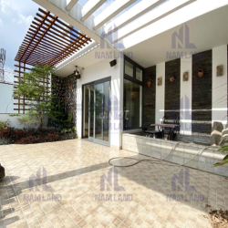 Biệt thự Quận 2 (7x20m) 4 Phòng lớn, full cửa kính