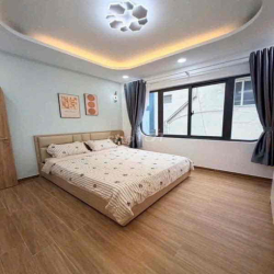 Cho thuê nguyên căn Full Nội Thất