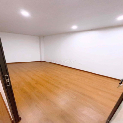 cho thuê nhà ở 40m2 2 tầng 2 phòng ngủ mới tinh