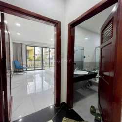chính chủ cho thuê phòng full nội thất, giờ giấc tự do ngay công viên