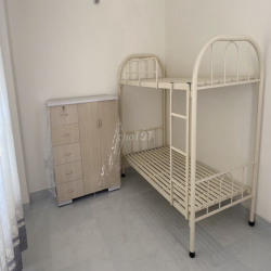 Phòng Ban Công Gần ĐH Văn Lang CS3 - Chính chủ - 4tr/người ở