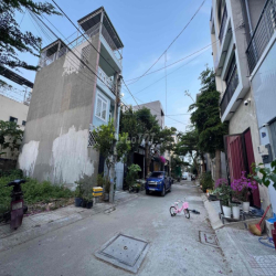 Cho thuê đất giá rẻ Đường