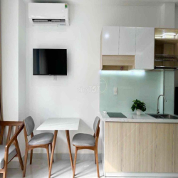 Căn Hộ  Thoáng Mát ngay Etown Cộng Hòa