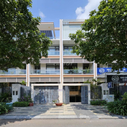 Căn hộ studio full nội thất, thang máy lên tận nơi, giá chỉ 6 triệu