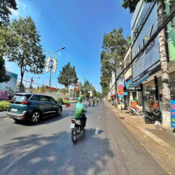 Cho thuê nhà nguyên căn - Gàn Công Viên Biên Hùng