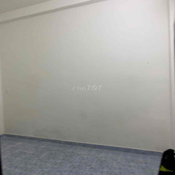 nhà 4 x 16, đúc 1 lầu , hẻm 6m thông , đường lê văn thọ