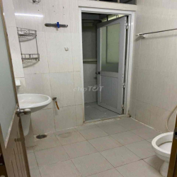 nhà 4 x 16, đúc 1 lầu , hẻm 6m thông , đường lê văn thọ