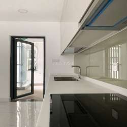 🍀 DIAMOND BRILLIANT 2PN 96m2, NỘI THẤT CƠ BẢN, TẦNG CAO VIEW HỒ