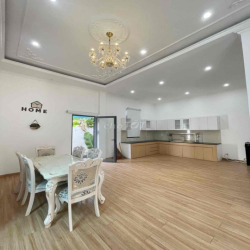 cho thuê nhà trệt 2lầu 10x20m 4phòng sẵn 4máy lạnh  Tây Đô ECopark