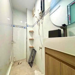 Sang Rẻ Lời 7% Toà 8PN 8 Ban Công Đường Nguyễn Gia Trí P25 BT