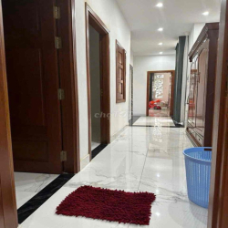 Cho thuê nhà phố đẹp góc 2 mặt tiền kdc D2D
