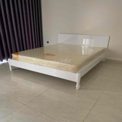 CHO THUÊ BIỆT THỰ EVERRICH QUẬN 7, TRỆT 2 LẦU, 8PN 55 TRIỆU/ THÁNG