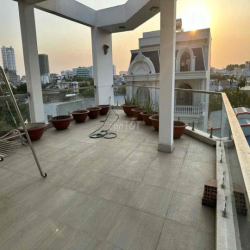 Cho thuê nhà phố đẹp góc 2 mặt tiền kdc D2D