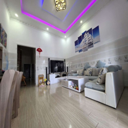 BÁN NHÀ ĐẤT VỊ TRÍ ĐẸP - THUẬN TIỆN ĐỐI DIỆN VIETTEL P7