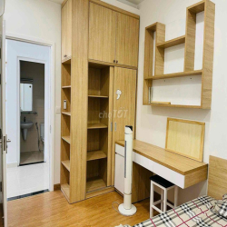 Cho thuê căn hộ 2pn 2wc đầy đủ nội thất view đường số 7 tầng 11