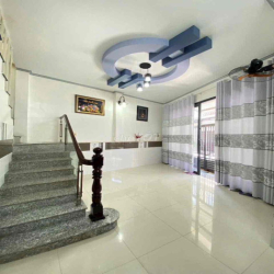 Nhà lầu rộng 3 phòng hẻm ô tô đường Mậu Thân