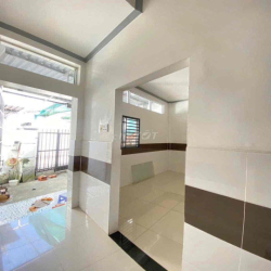 Nhà lầu rộng 3 phòng hẻm ô tô đường Mậu Thân