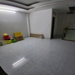 Cho Thuê Nhà HXH Thống Nhất P11(4x13m)4 Lầu 5pn6wc; Giá 15tr/th