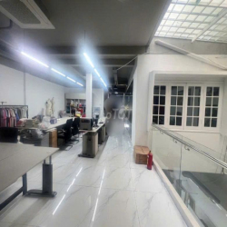 CĂN NHÀ VỊ TRÍ ĐẸP NGAY TRỤC ĐƯỜNG CHÍNH NGUYỄN THỊ THẬP QUẬN 7