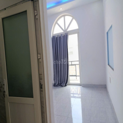 Cho thuê nhà 4 tầng 4PN 5WC / ngắn Lê Thị Riêng,Thới An 12,5 tr/tháng