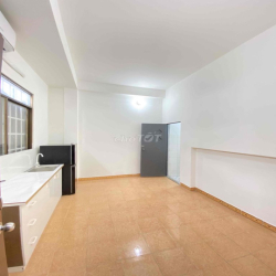 TÌM 1 BẠN NỮ Ở GHÉP 2,6TR/SLOT TẠI 38/14 NGUYỄN GIẢN THANH - QUẬN 10