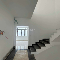 - Bán nhà khu đô thị An Phước, trung tâm Quy Nhơn
Cách biển 1km